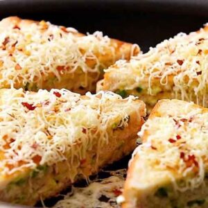 Paneer Schezwan Maya Cheese Cohotala Toast Sandwich streeto