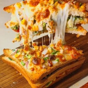 Veg Cheese Corn Chilli Toast Sandwich streeto